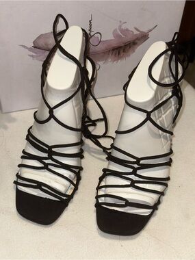 Jessica Simpson Black Lace-Up Strappy Heeled Sandals